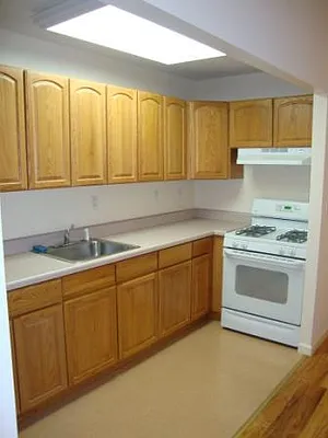 Rented by R New York | media 8
