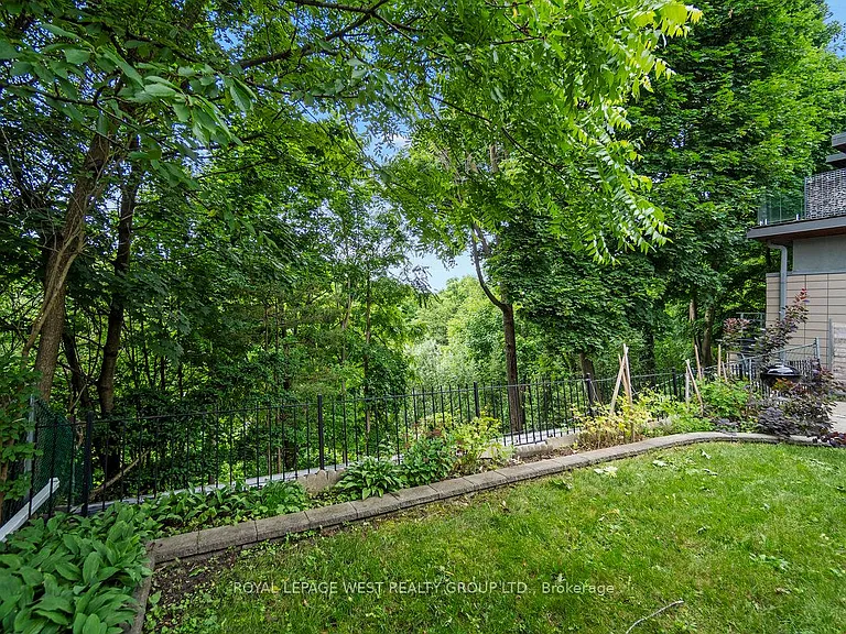 22 Beaucourt Rd — Photo 35