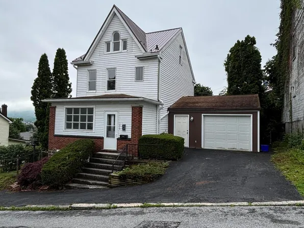 1413 17th Ave, Altoona, PA 16601