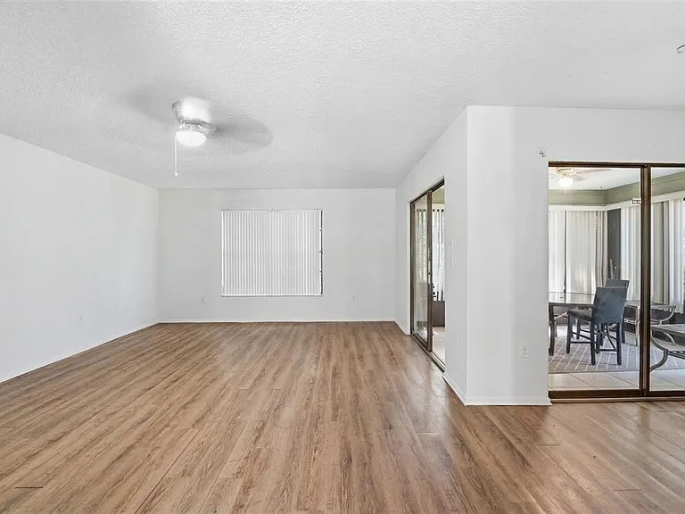 5080 Barrington Cir #3102 — Photo 18
