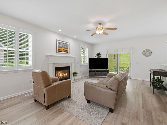 5th image of 10379 River Rock Ln