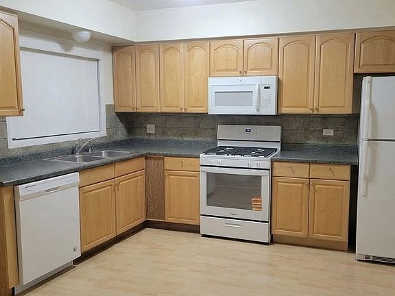2nd image of 10423 Dearlove Rd APT 2