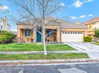 714 Suncup Cir, Hemet, CA 92543