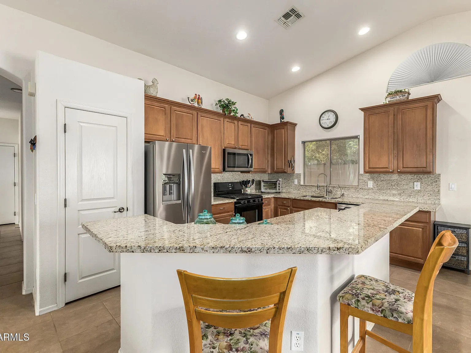 3 bed, 1720 sqft, $1,750 — Photo 3