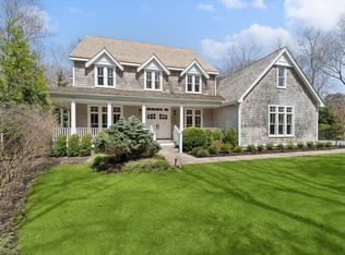 10 Sunset Beach Rd, Sag Harbor, NY 11963