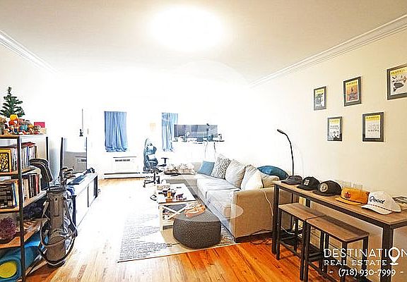 3rd image of 306 21st St #3