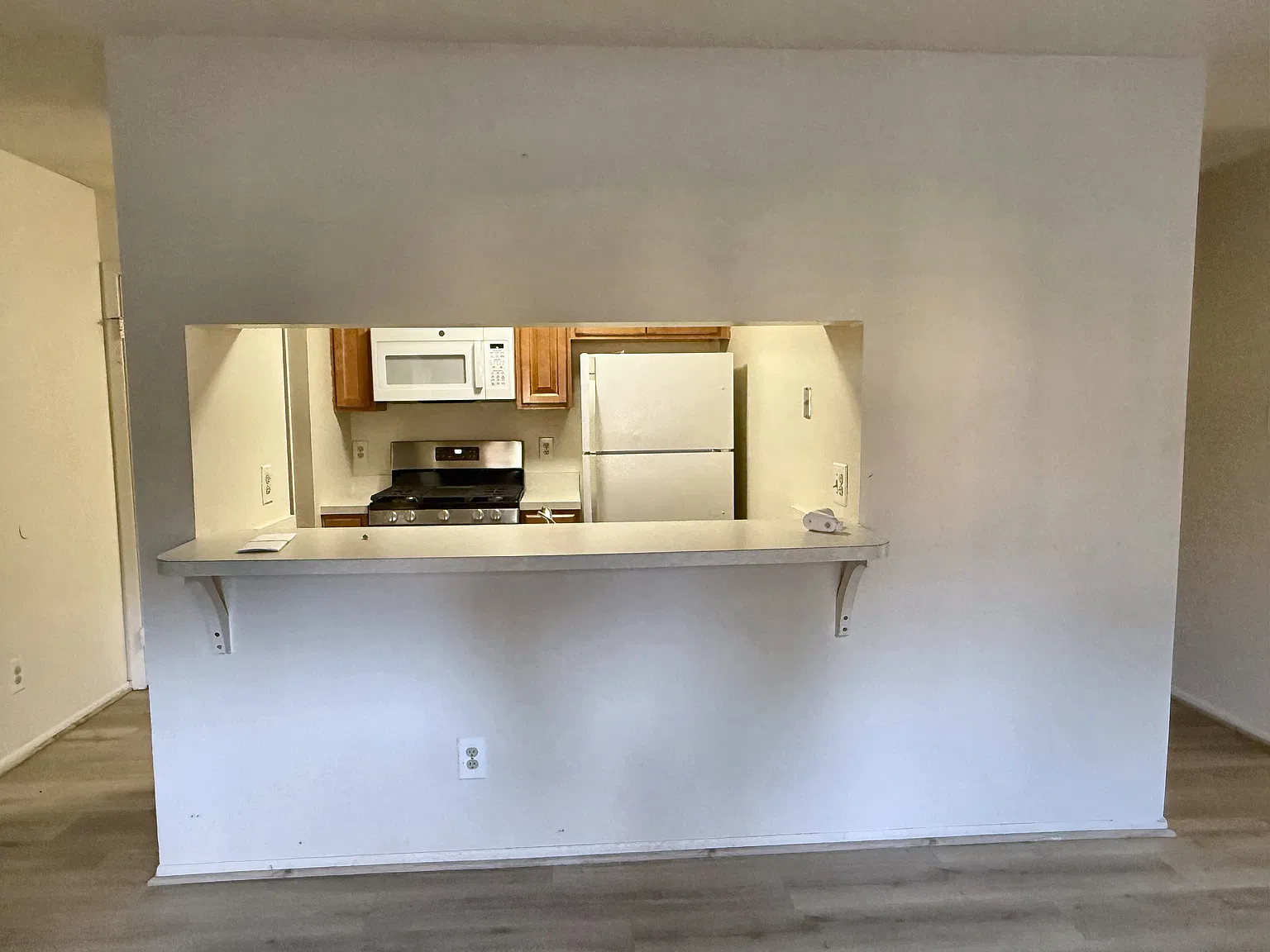 2 bed, 1176 sqft, $2,100 — Photo 3