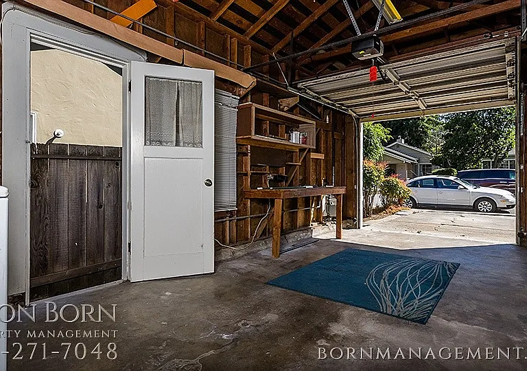 1351 Chestnut St — Photo 33