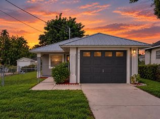 306 Walnut St, Auburndale, FL 33823