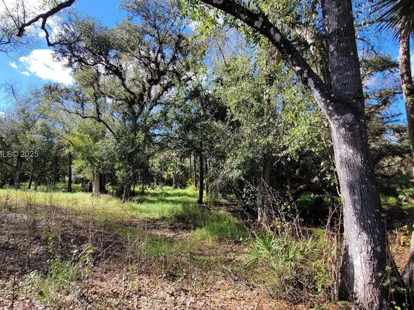 1 Wright St, Labelle, FL 33935