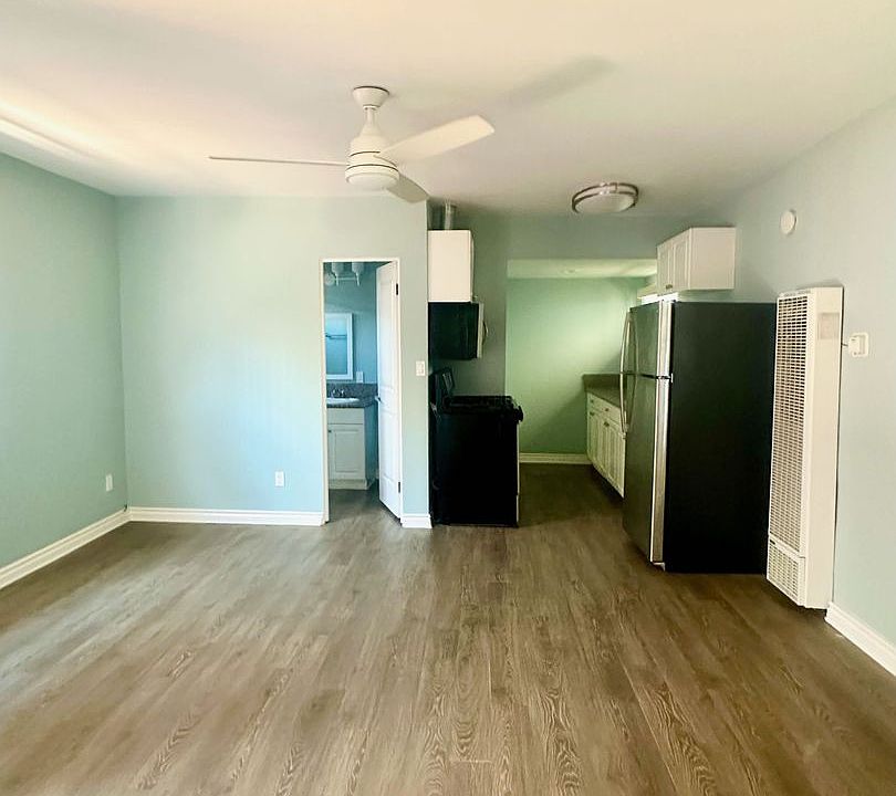 1st image of 633 Linden Ave #635-1/2