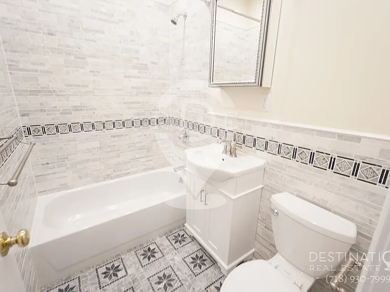 738 Decatur St #3R — Photo 5