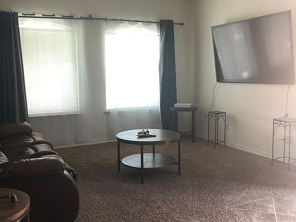 3rd image of 3712 Loma Adriana Dr
