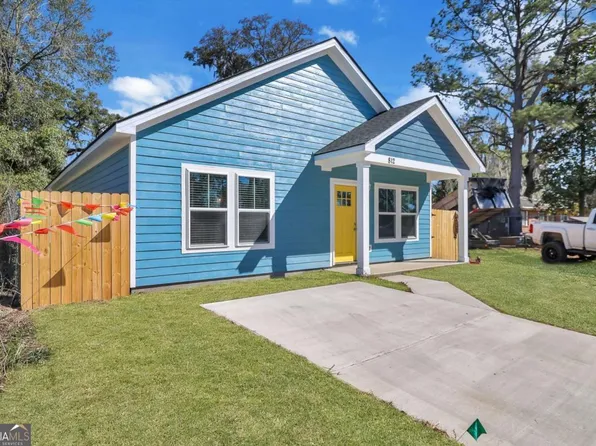 812 Myers St, Savannah, GA 31405