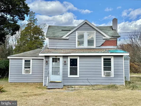 1066 E Sherman Ave, Vineland, NJ 08361