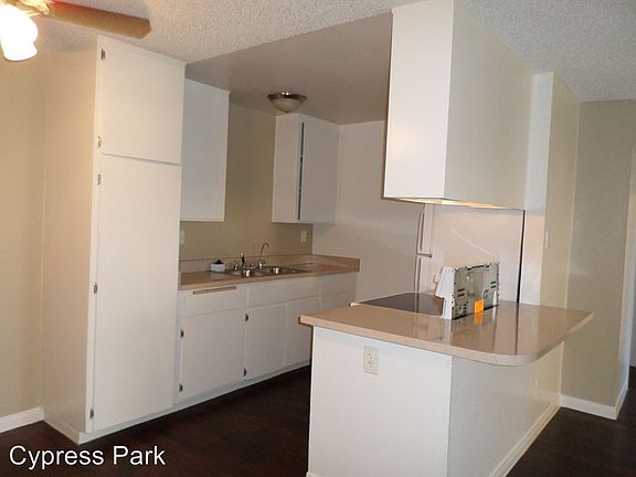 4th image of 570 S Lincoln Ave APT 51