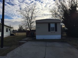 514 Maureen Ct, Lynwood, IL 60411