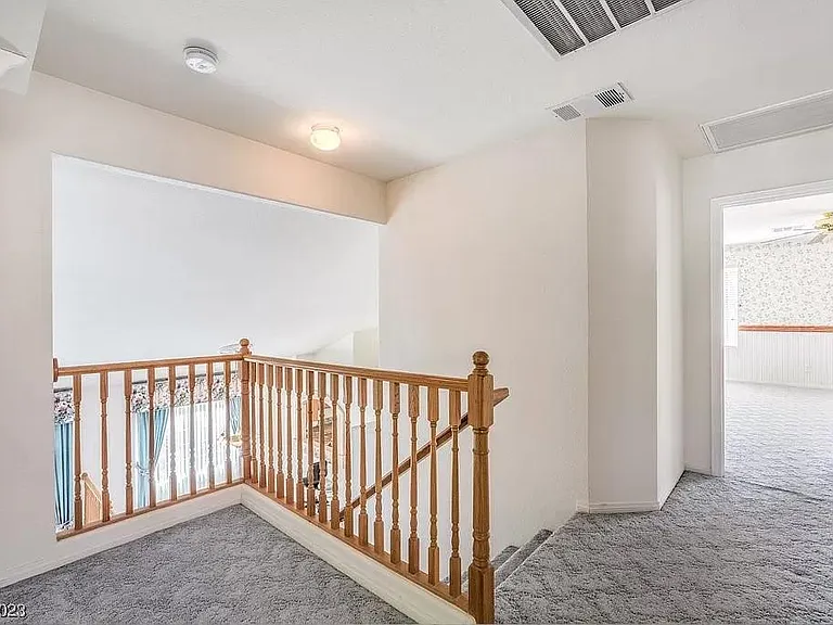 8939 Dove Cove Dr — Photo 20