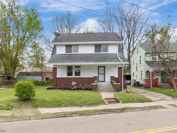 2148 Georgetown Rd NE, Canton, OH 44704