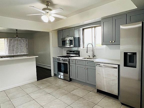 4th image of 6654 Selfridge St APT 3