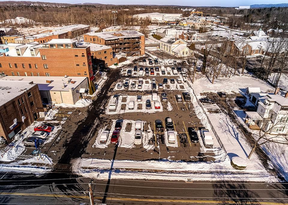 2nd image of 21 Whiting St #403
