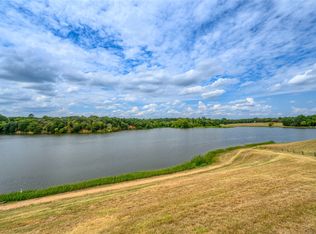 1305 S Lang Ave, Denison, TX 75020