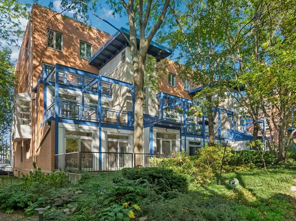 23 N Racine Ave Unit 405, Chicago, IL 60607