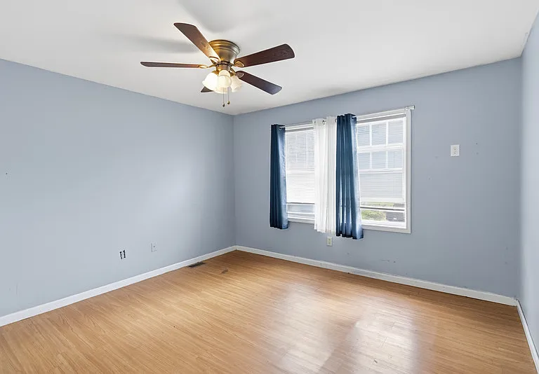 289 Muhammad Ali Ave — Photo 11
