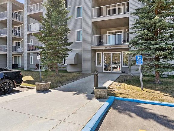 2nd image of 604 N 8th St SW #2409