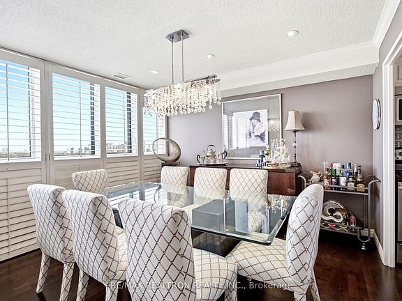 4th image of 3000 Bathurst St #Penthouse 3