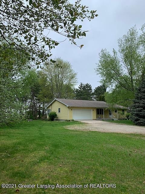 1st image of 3886 Spalding Dr