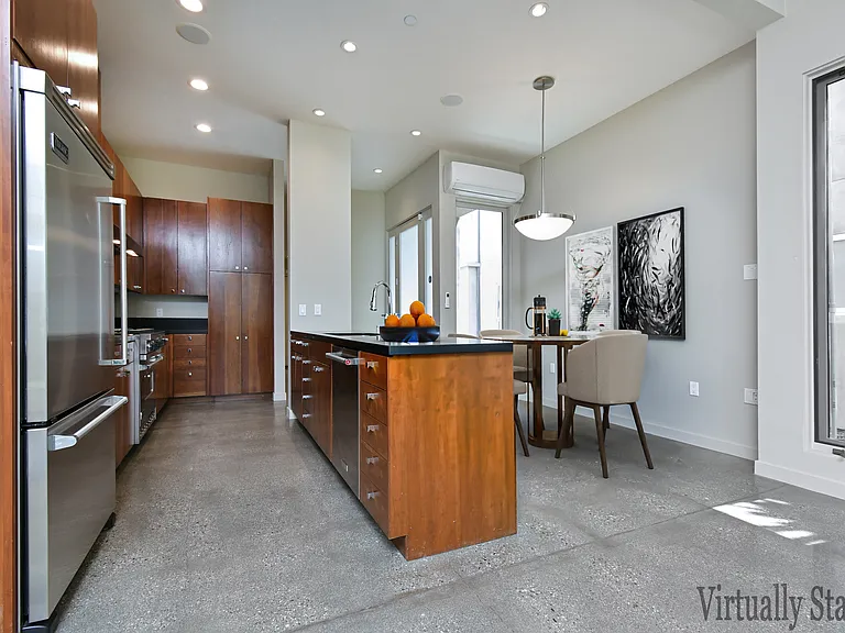 744 Marine St — Photo 12