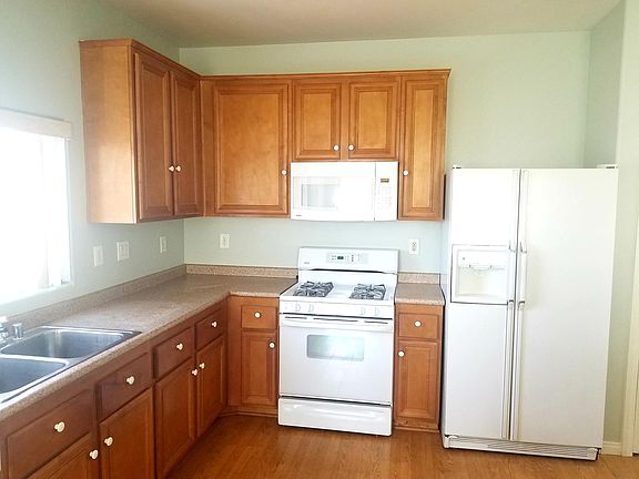 5th image of 6264 Spoon River Ct