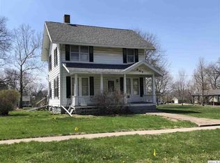 601 N Maple St, Mt Sterling, IL 62353