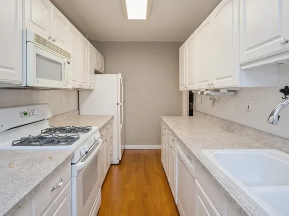 6665 Colonial Road image 11 of 24