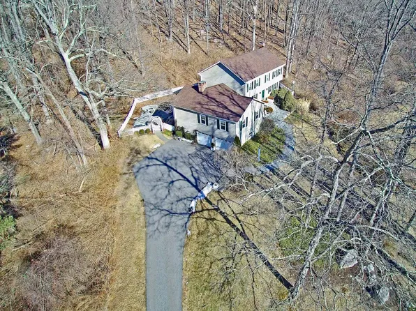 11 Limekiln Road, Redding, CT 06896