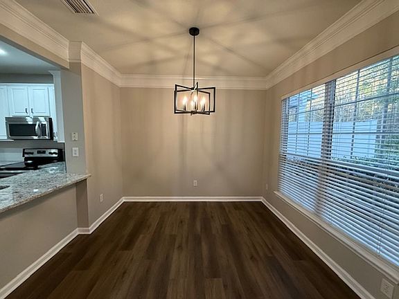 5th image of 3939 Lionheart Dr