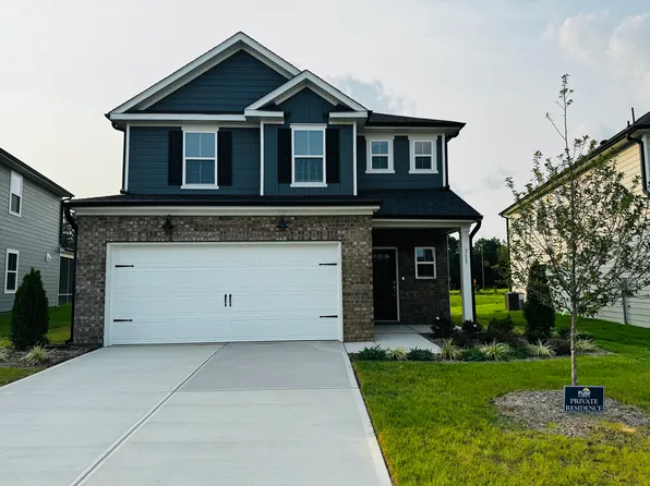 713 Wicklow Hall Dr, Fuquay Varina, NC