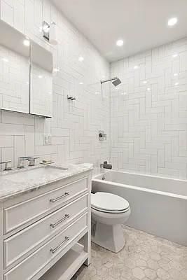 Rented by Compass | media 19