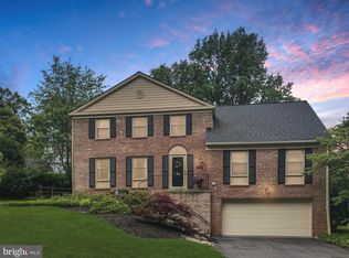 1095 Pipestem Pl, Potomac, MD 20854