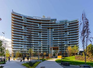 1768 Cook St #1008, Vancouver, BC V5Y 0N3