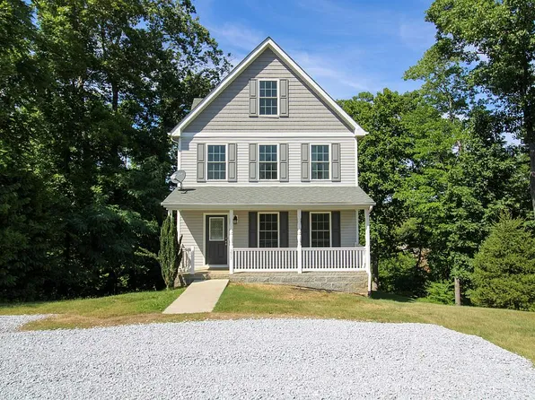 253 Oak Spring Ln, Madison Heights, VA 24572