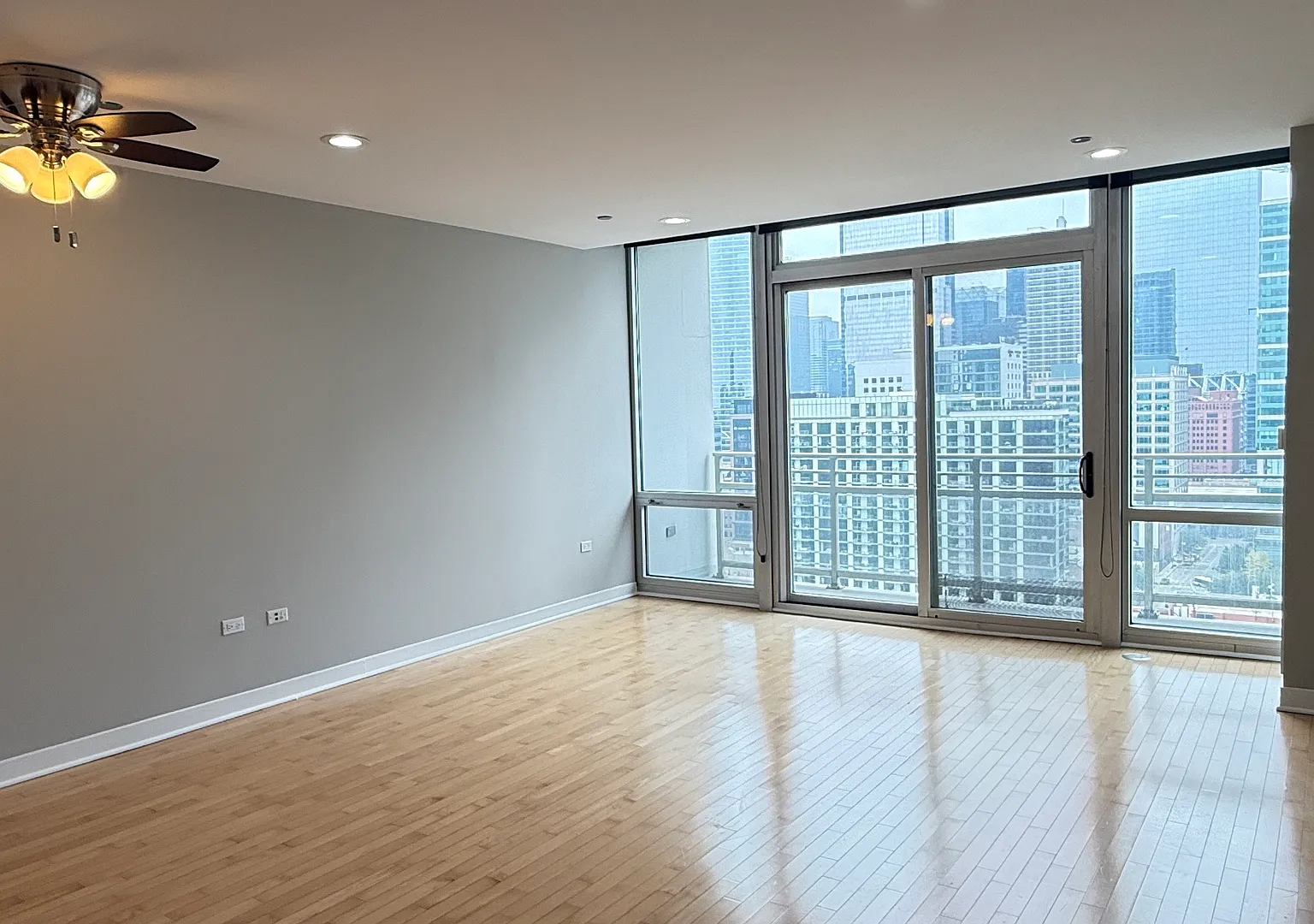 2 bed, 1328 sqft, $4,250 — Photo 3
