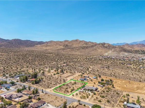 8804 Warren Vista Ave, Yucca Valley, CA 92284