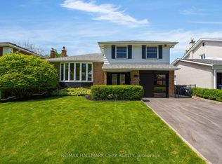 15 Crossbow Cres, Toronto, ON M2J 3M3