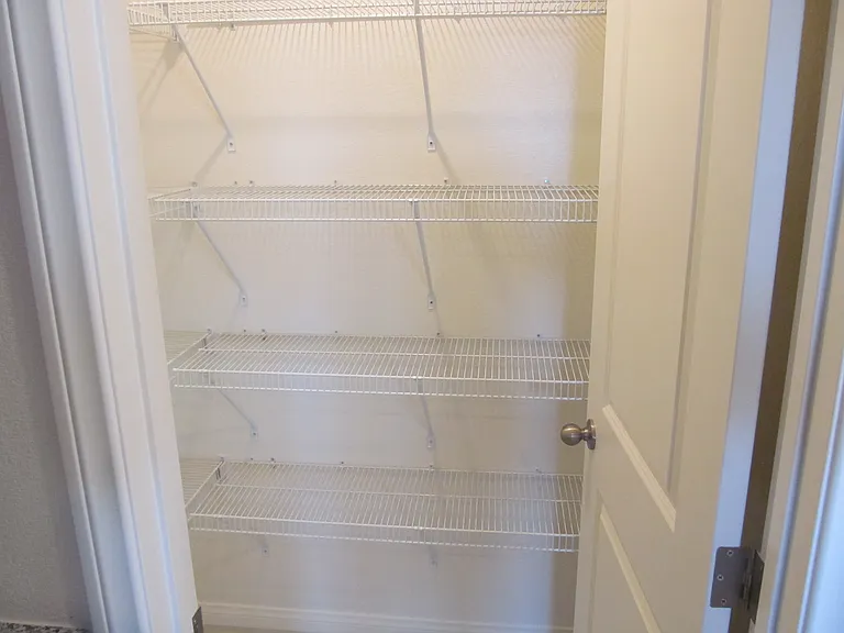 8110 Oakwood Bend Ave — Photo 10