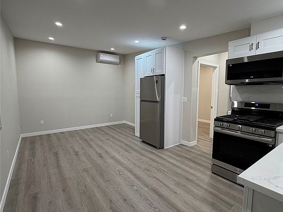 5th image of 7735 Rhea Ave