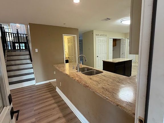 2nd image of 6805 Biltmore Pl