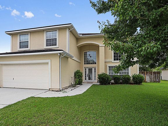 3rd image of 12059 Grand Lakes Dr