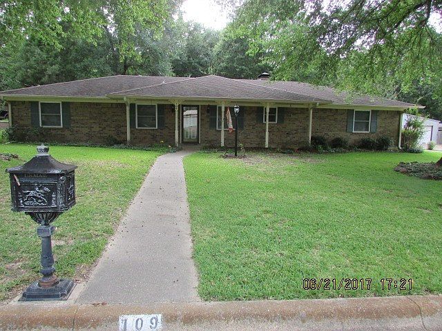 1st image of 109 Inwood Oaks Dr